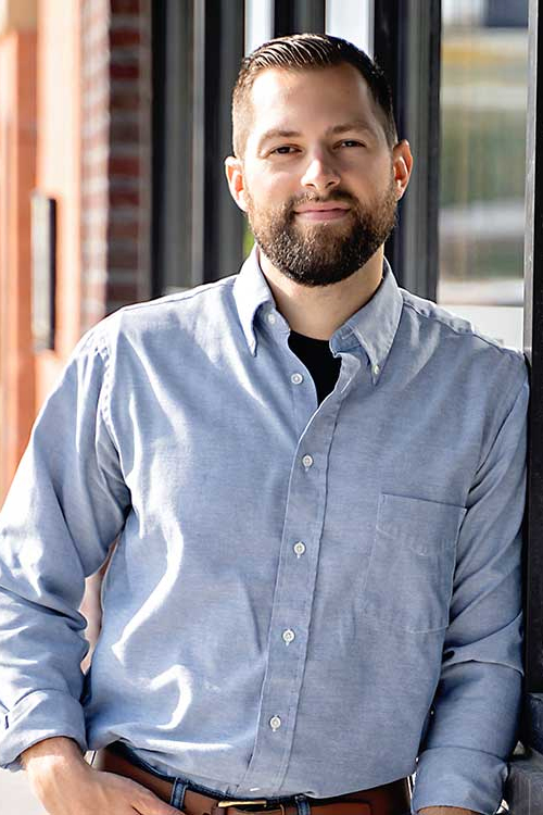 Meet Dr. Nick Lee at Enlighten Chiropractic in Lakeville, MN